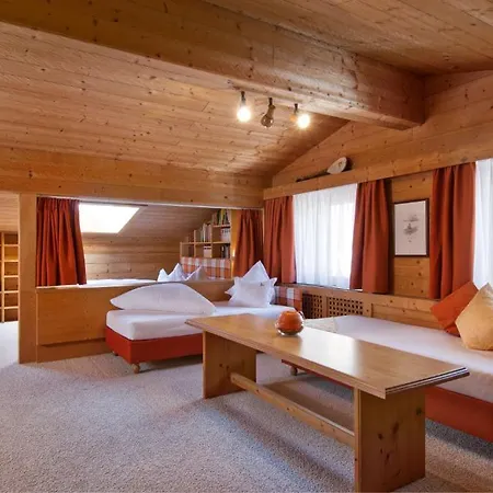 Toni Hotel