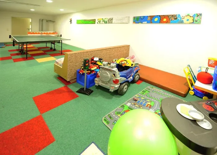 Toni 3* غالتور