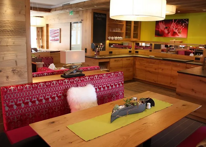 Toni فندق غالتور