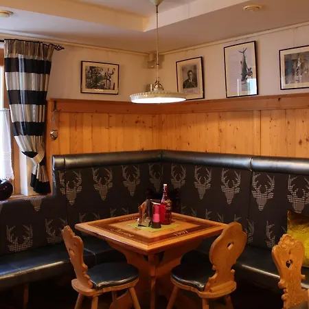 Toni 3* Galtuer